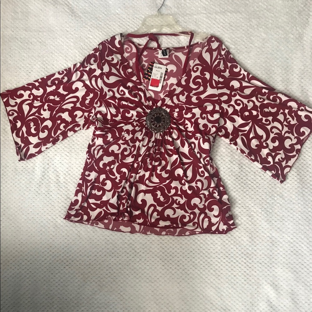 Low cut Blouse NWT